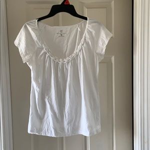 NY and Co White SS shirt. Size small